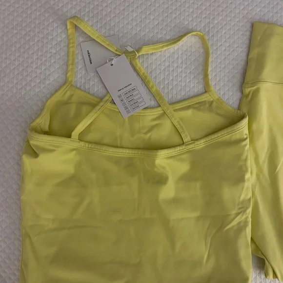Yellow Women's workout set - Picture 2 of 3